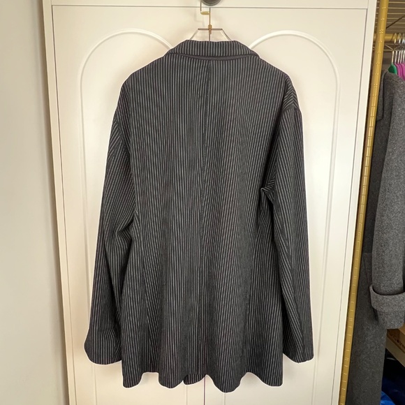 Armani Collezioni Men's Pinstripe Blazer - Picture 2 of 7